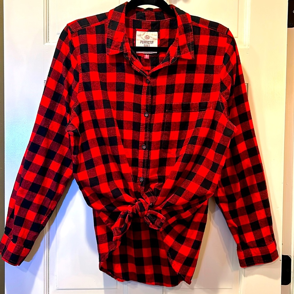 SO Checked Flannel Red and Black Women’s Shirt Size XL
